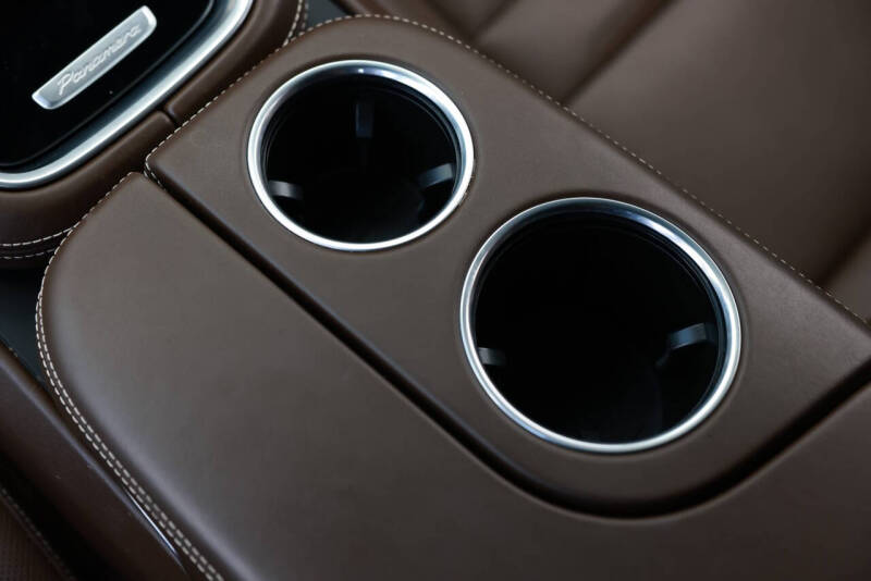 2019 Porsche Panamera