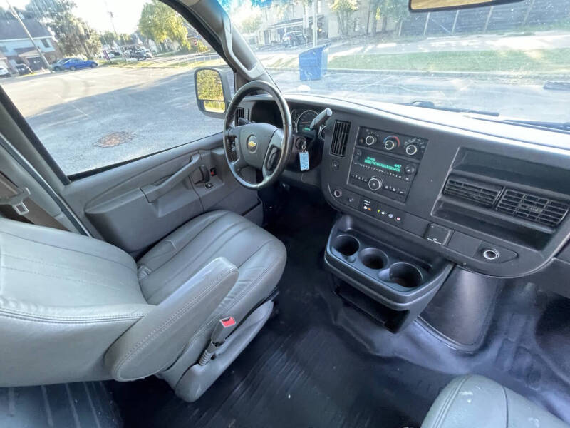 2020 Chevrolet Express 2500