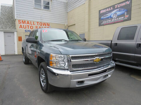 2012 Chevrolet Silverado 1500 for sale at Small Town Auto Sales in Hazleton PA
