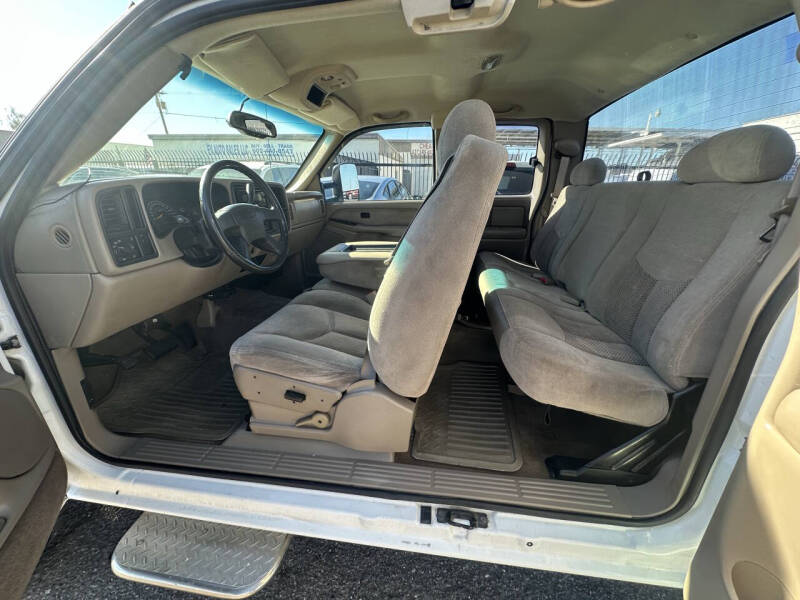 2003 Chevrolet Silverado 2500HD LS