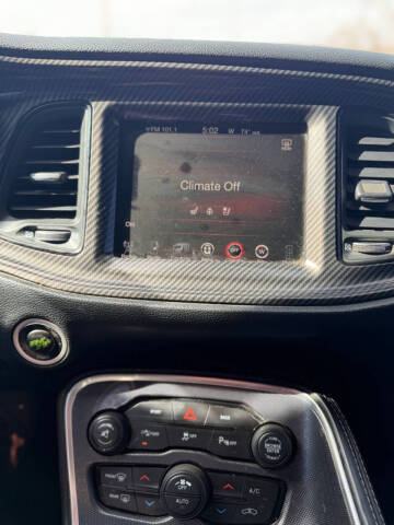 2015 Dodge Challenger R/T Plus