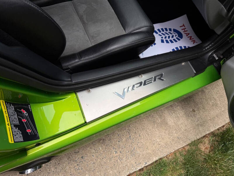 2008 Dodge Viper SRT-10