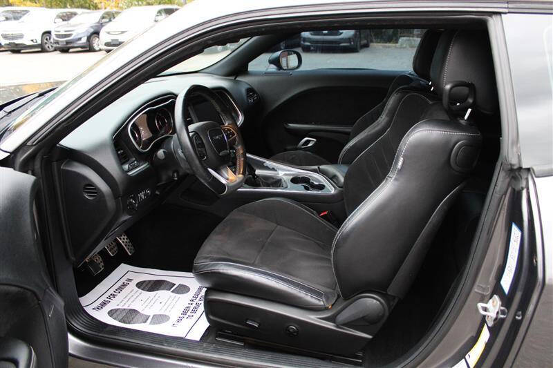 2015 Dodge Challenger SRT 392