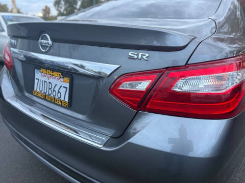 2016 Nissan Altima 2.5 SR