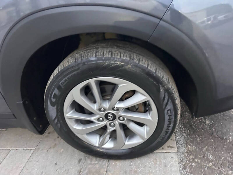 2018 Hyundai Tucson SE