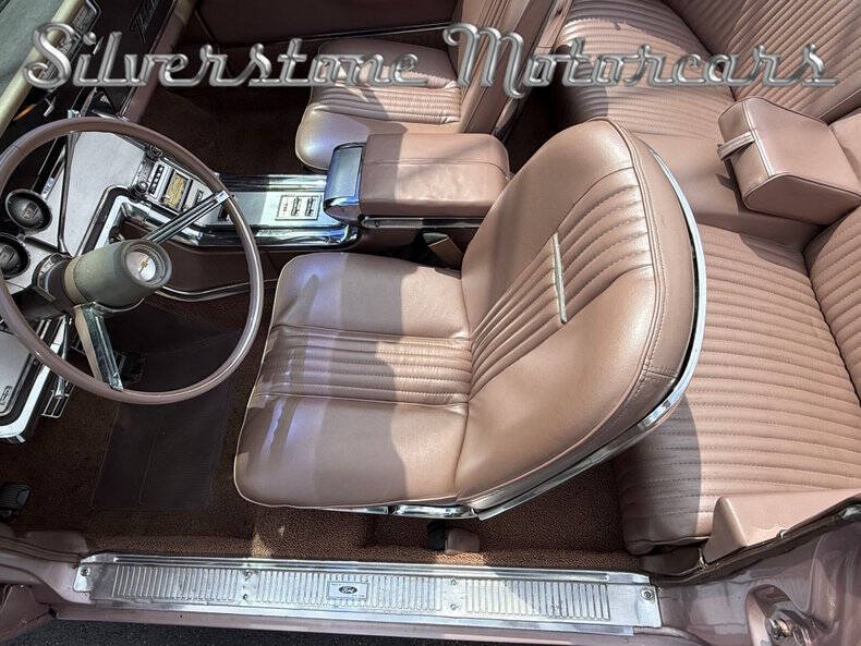 1964 Ford Thunderbird