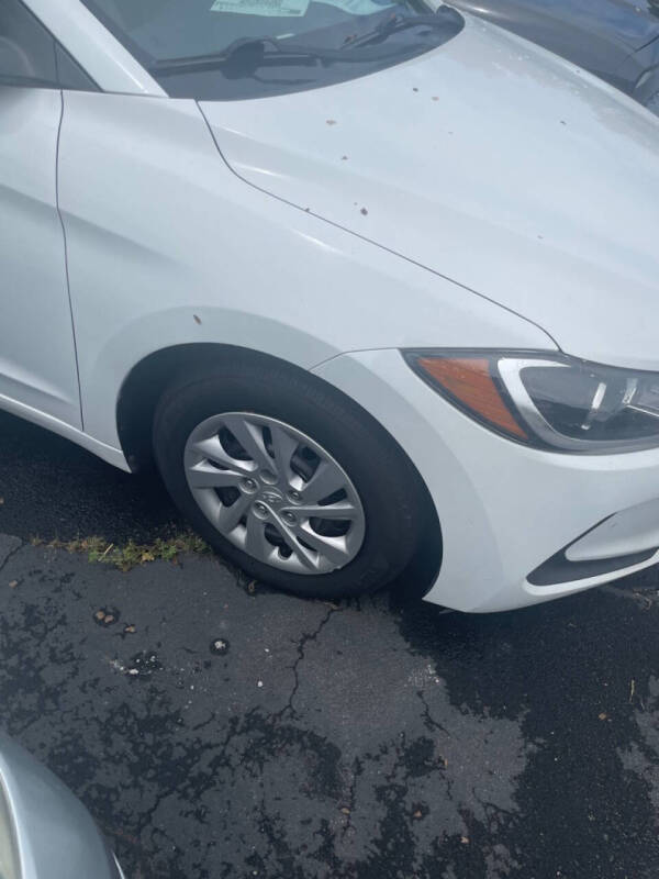 2018 Hyundai Elantra