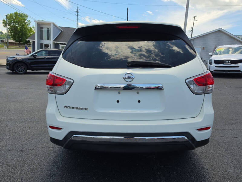 2014 Nissan Pathfinder S