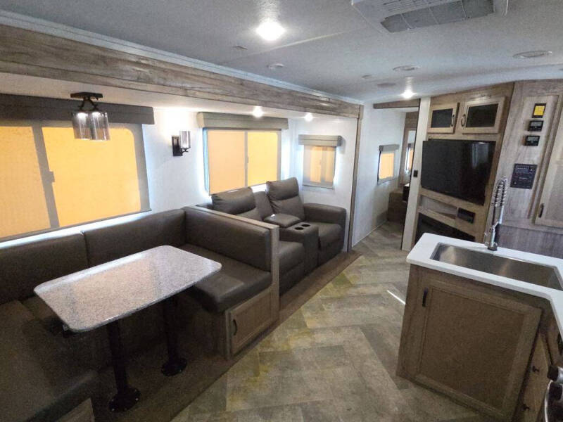 2022 Palomino 294DBHS