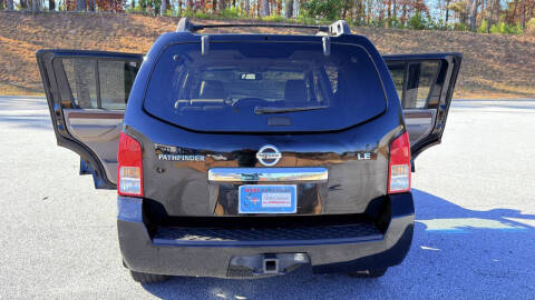 2010 Nissan Pathfinder LE