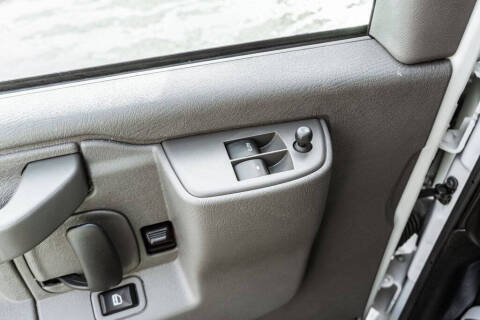 2023 GMC Savana 2500