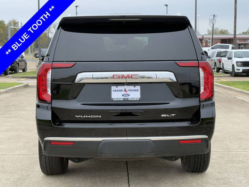 2023 GMC Yukon SLT