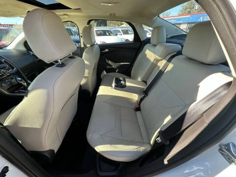 2017 Ford Focus Titanium