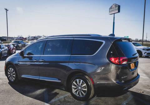 2020 Chrysler Pacifica Touring L Plus