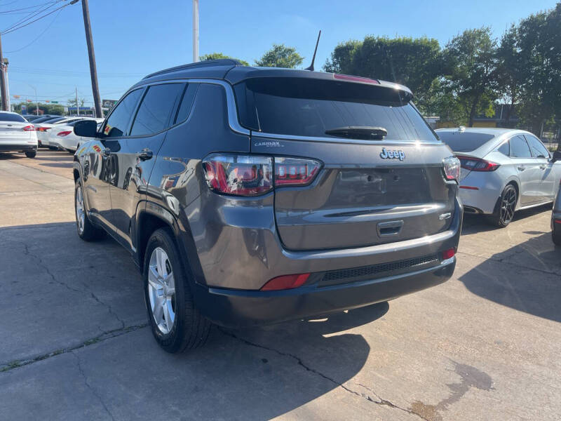 2022 Jeep Compass Latitude