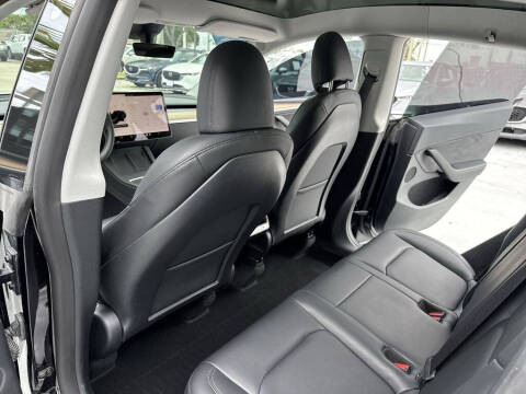 2023 Tesla Model Y Performance