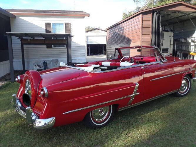 1953 Ford Sunliner