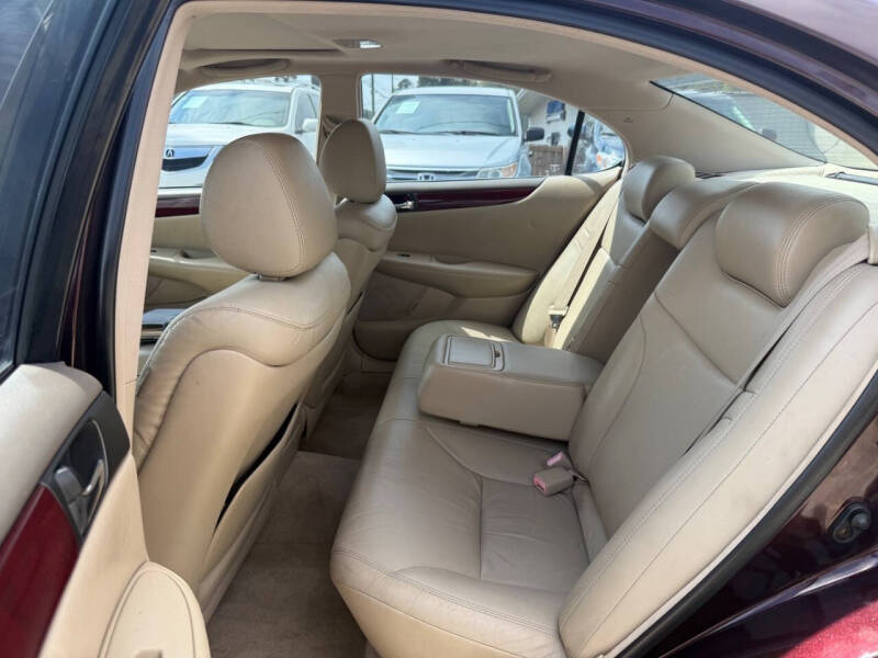2004 Lexus ES 330