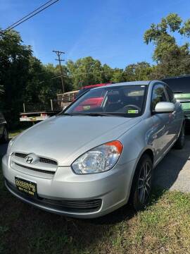 2010 Hyundai Accent for sale at Bobbys Used Cars in Charles Town WV
