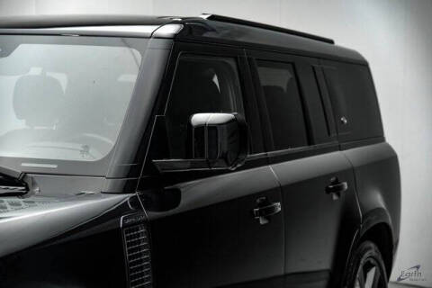 2024 Land Rover Defender 130 P400 X-Dynamic SE