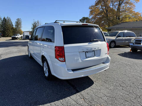 2012 Dodge Grand Caravan Crew