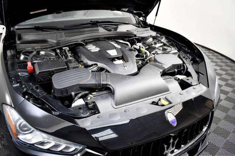 2017 Maserati Ghibli