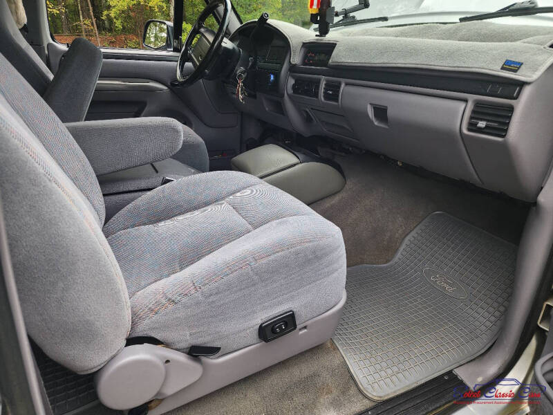 1996 Ford Bronco XLT