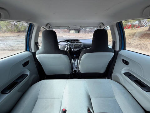 2014 Toyota Prius c Two