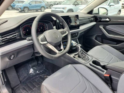 2025 Volkswagen Jetta SEL