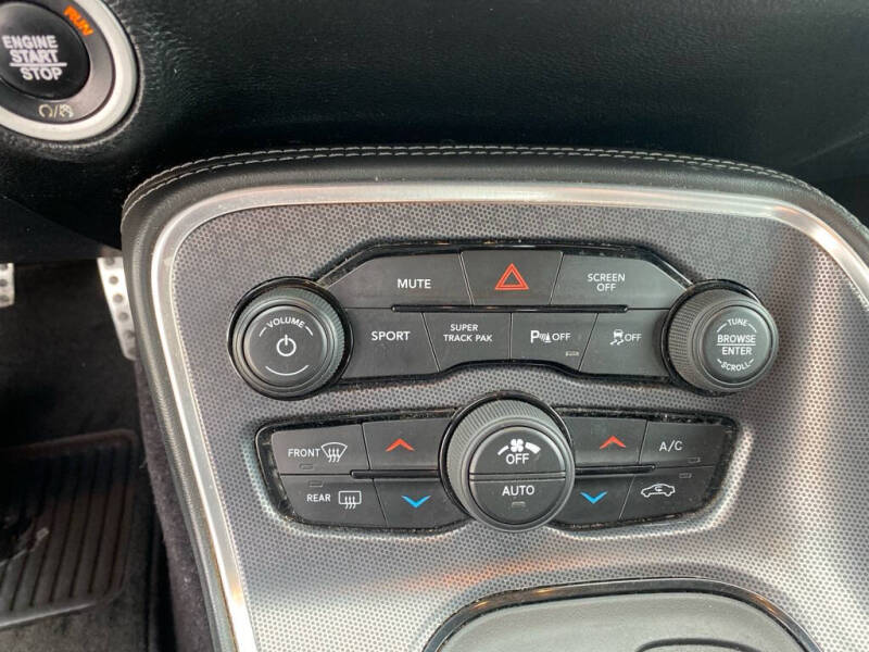 2017 Dodge Challenger GT