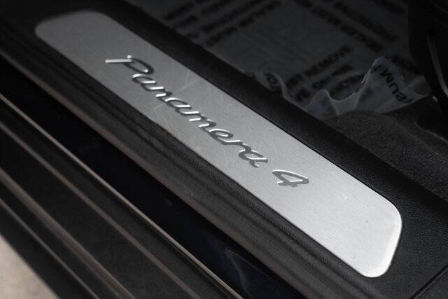 2021 Porsche Panamera 4