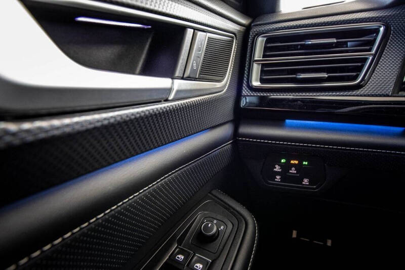 2024 Volkswagen Atlas Cross Sport SEL R-Line 4Motion