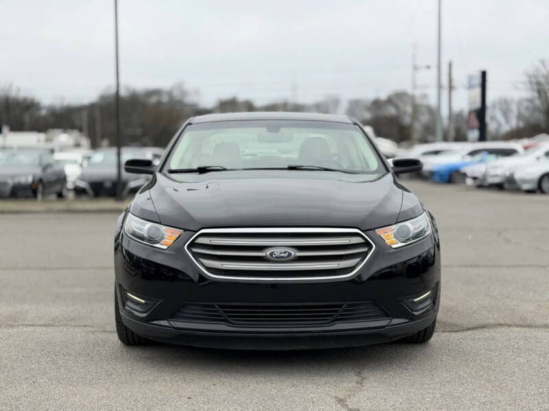 2016 Ford Taurus SEL