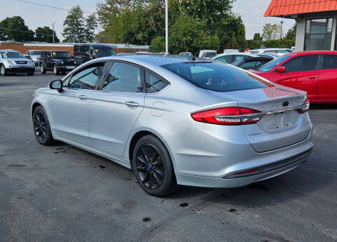 2017 Ford Fusion SE