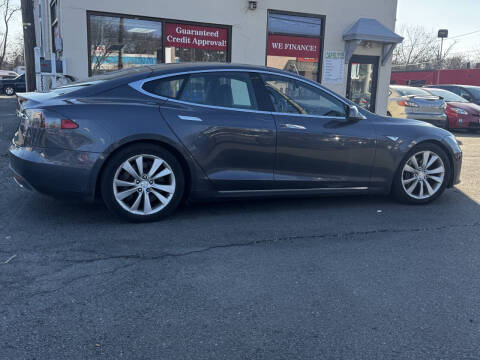 2015 Tesla Model S 70D