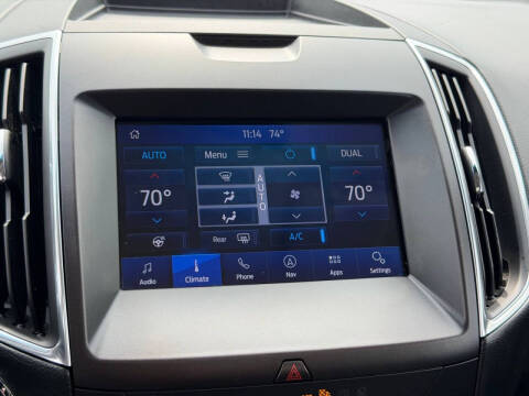 2020 Ford Edge Titanium