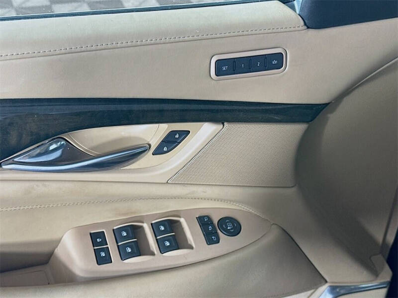 2019 Cadillac Escalade Platinum