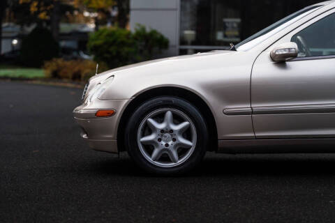 2004 Mercedes-Benz C-Class C 240 4MATIC