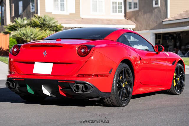 2015 Ferrari California T