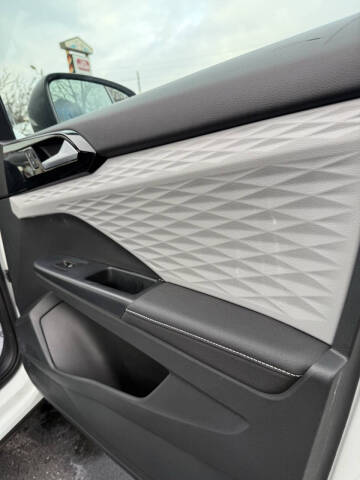 2024 Volkswagen Taos S