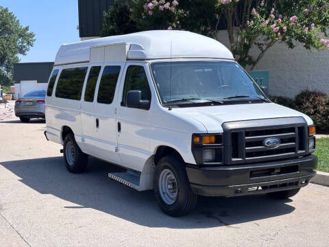 2011 Ford E-Series E-350 SD