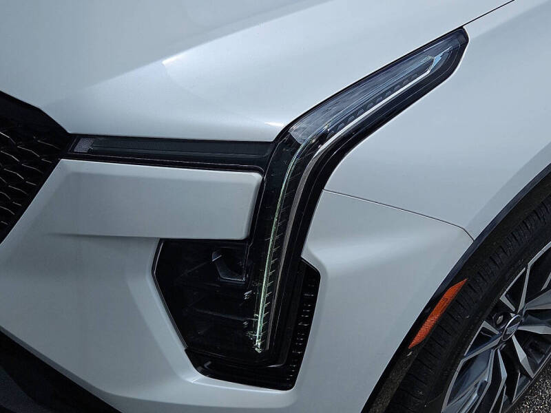 2025 Cadillac XT4 Sport