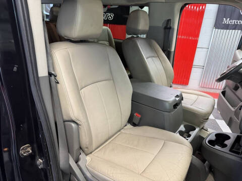 2016 Nissan NV 3500 HD SL