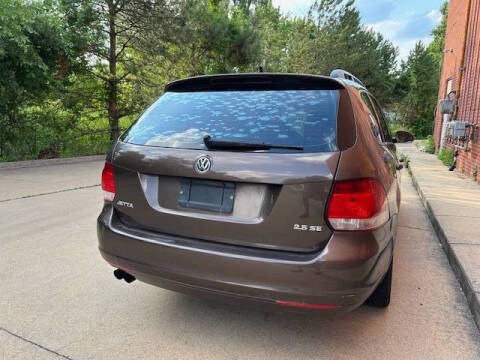 2011 Volkswagen Jetta SportWagen SE PZEV