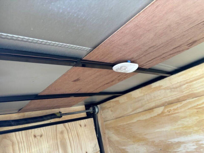 2025 South River Cargo 5x8SA Enclosed Cargo