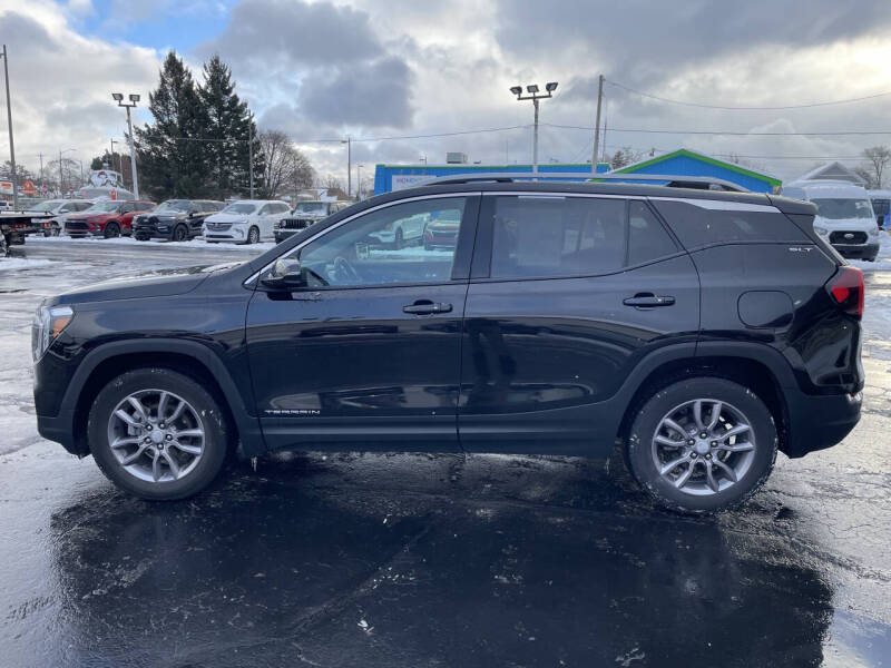 2023 GMC Terrain SLT