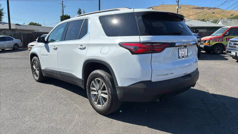 2023 Chevrolet Traverse LT Cloth