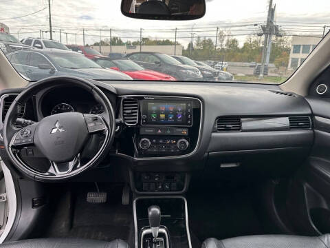 2018 Mitsubishi Outlander SEL