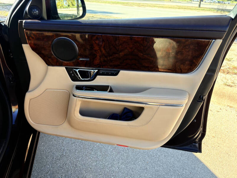 2014 Jaguar XJL Portfolio