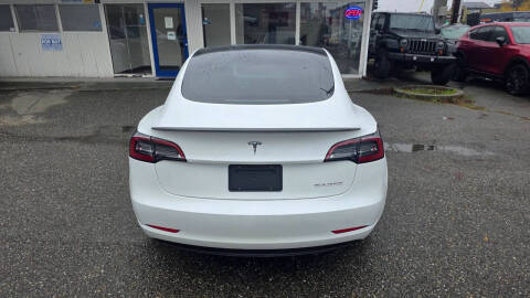 2023 Tesla Model 3 Performance